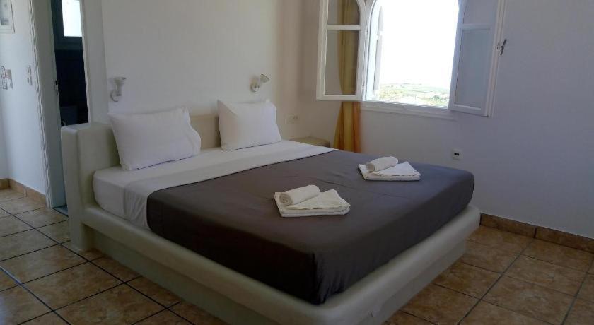 Fira Blue Horizon Hotell Eksteriør bilde